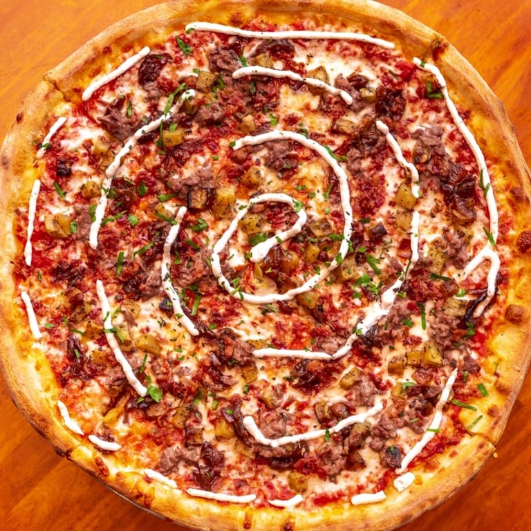 Classic American Eats: Pizza, Burgers, and More